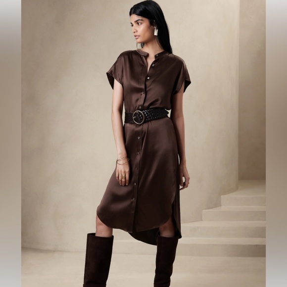 Banana Republic Dresses & Skirts - SOLD OUT!!!❤️❤️NWT BANANA REPUBLIC SERENADE SILK SHIRTDRESS